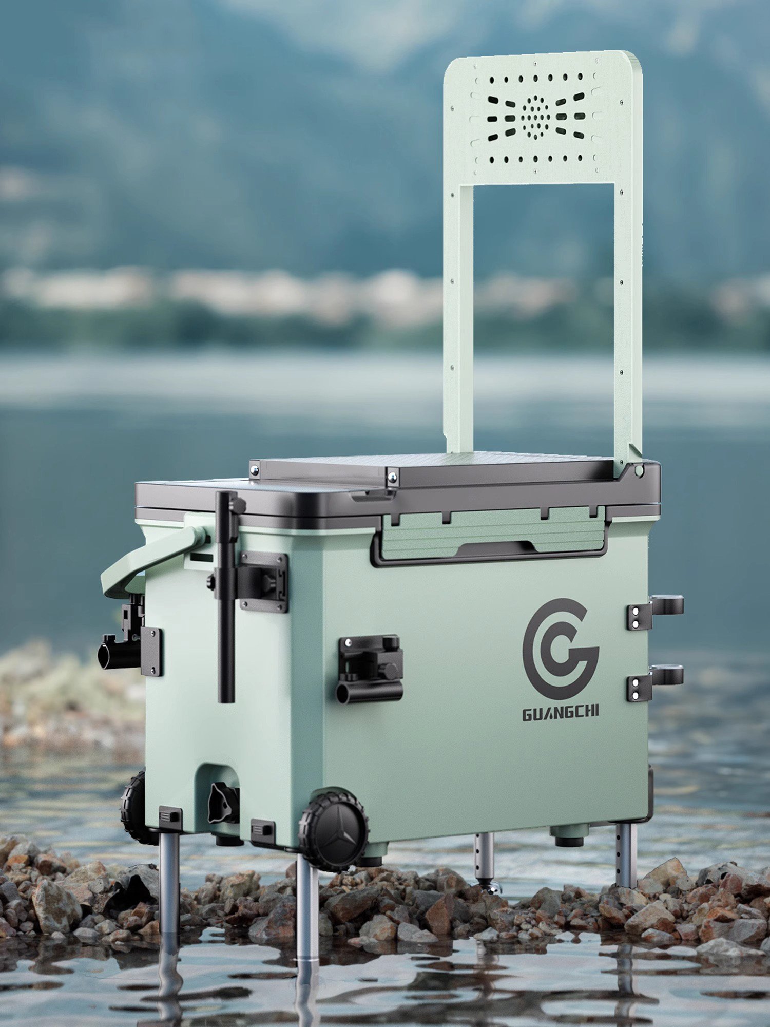 German fishing tanks full of 26 litres of small, lightweight multi-purpose 2024 fishing drums equipped with fishing tanks